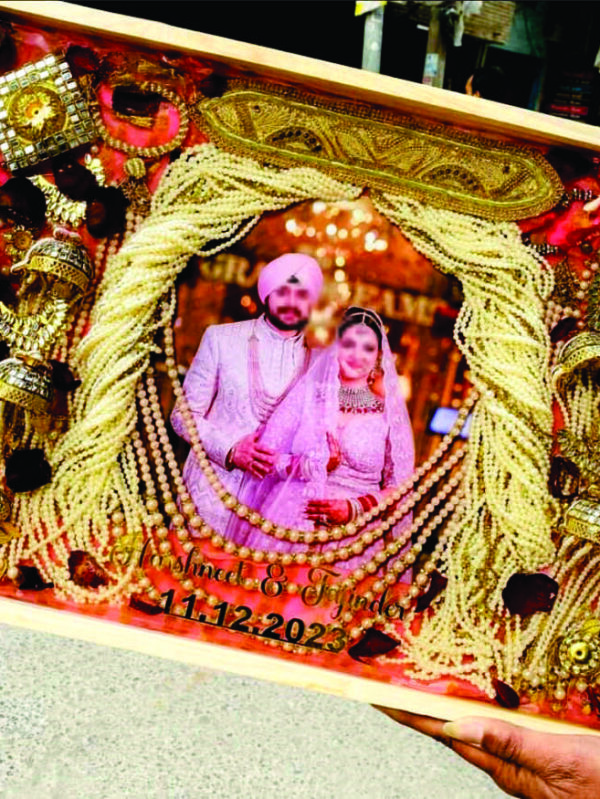 RESIN wedding varmala preservation 12*/12* Resin Photo Frame for Home Decor Personalized Gift Customized with Your Photos